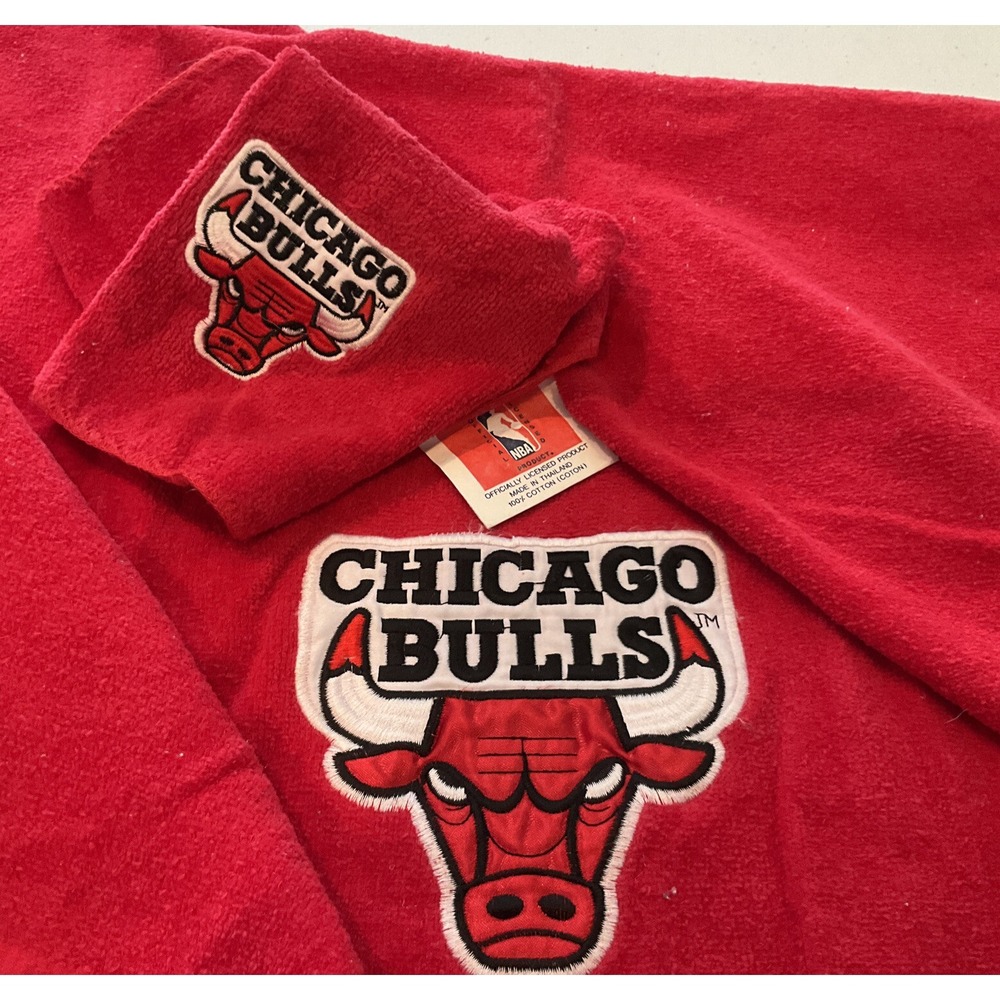 Vintage Chicago Bulls Towels 2 Bath Set Cloth Embroidered Patch 90s Jordan
